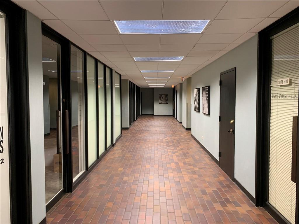 2575 Peachtree Road NE Unit 302