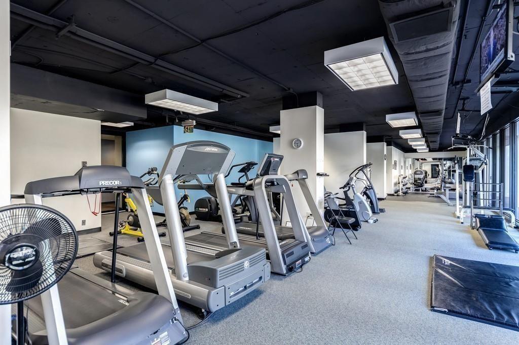 2575 Peachtree Road NE Unit 302