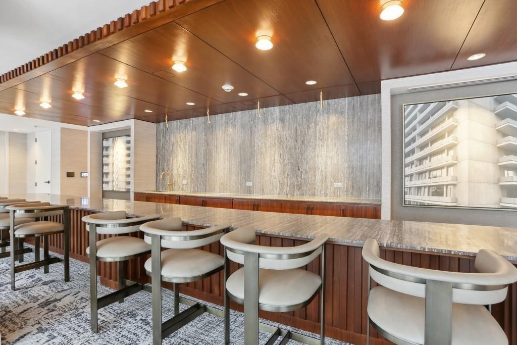 2575 Peachtree Road NE Unit 302
