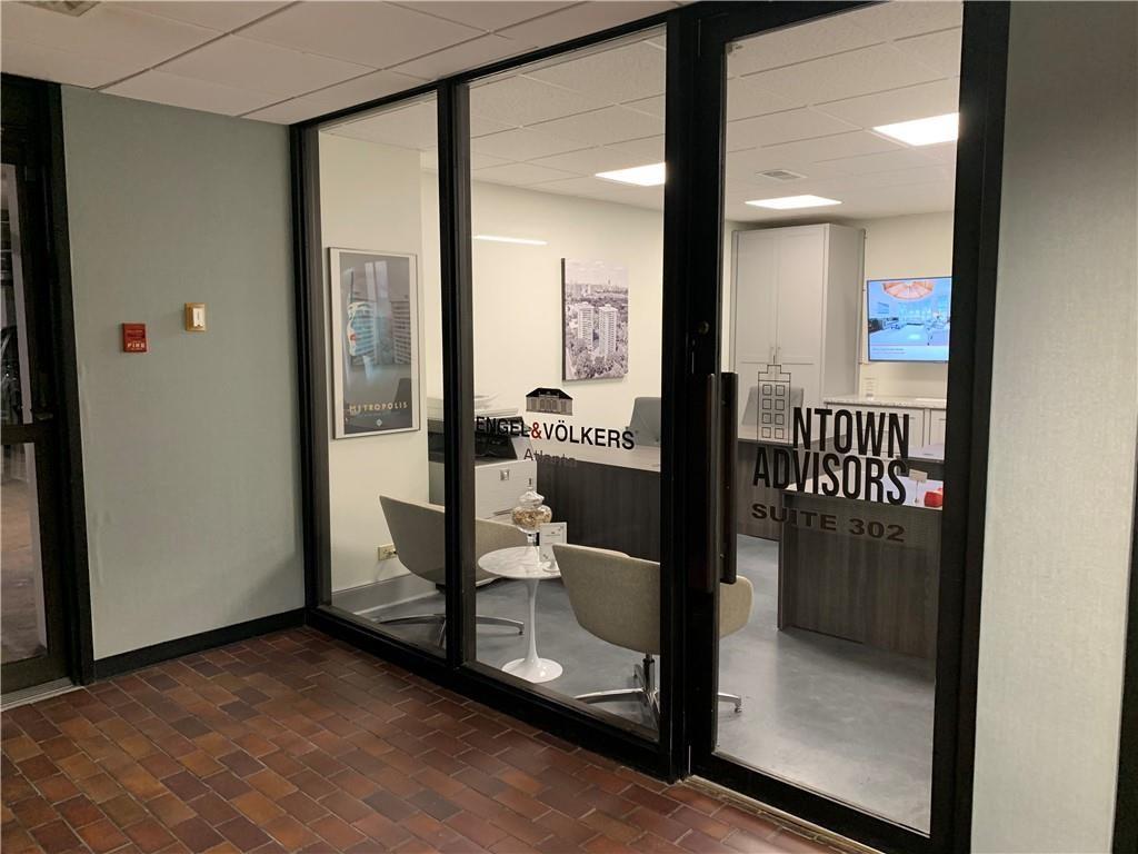 2575 Peachtree Road NE Unit 302