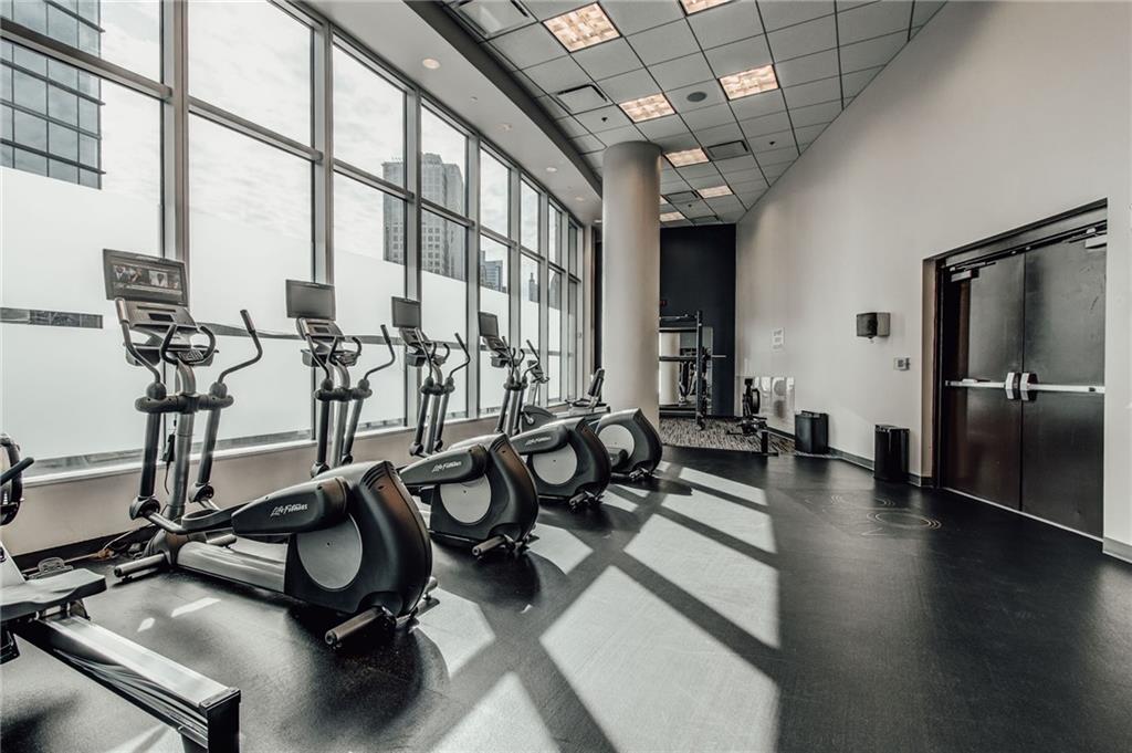 1080 Peachtree Street NE Unit 2016