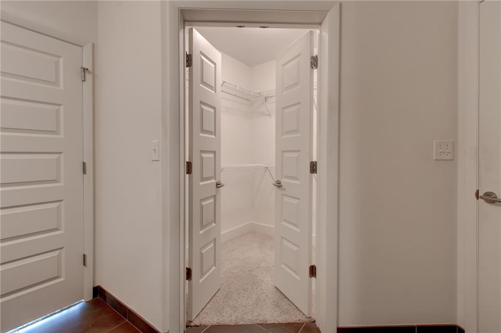 1080 Peachtree Street NE Unit 2016