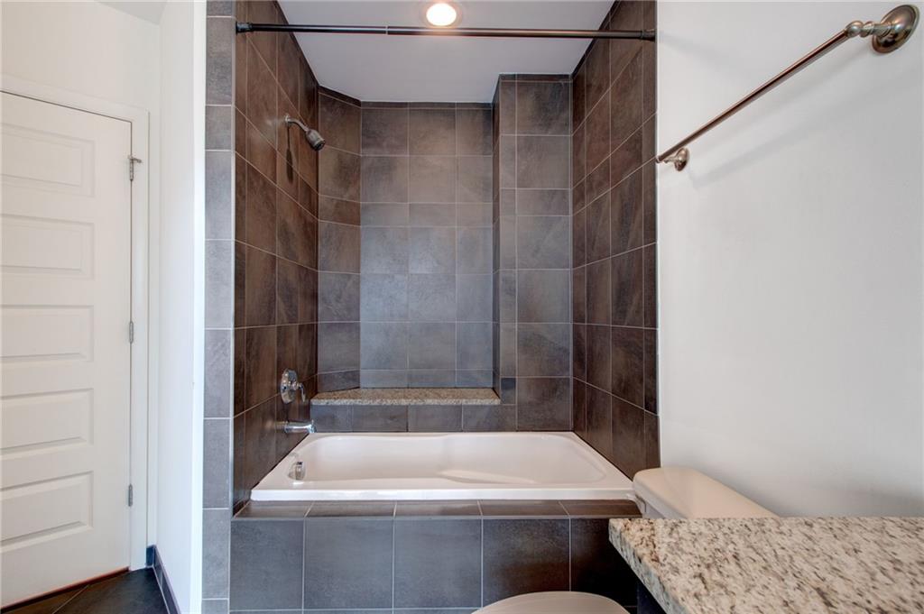 1080 Peachtree Street NE Unit 2016