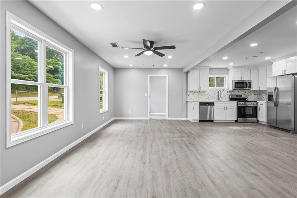 819 Norwood Road SE