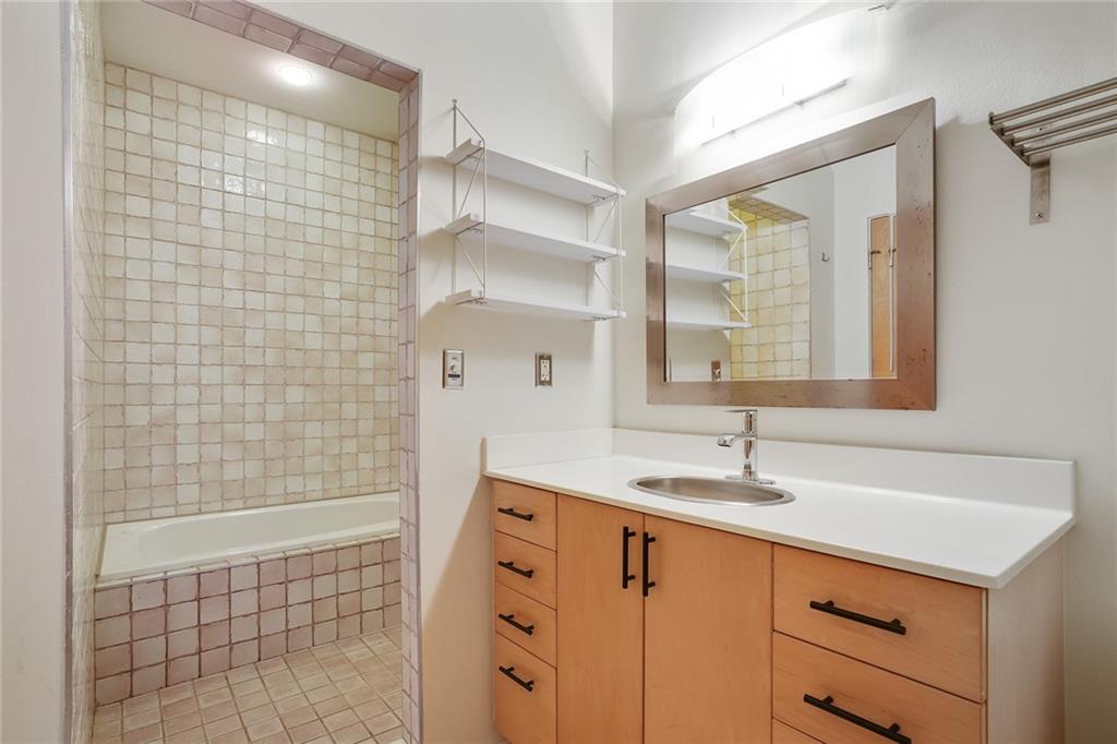 195 Arizona Avenue NE Unit 158