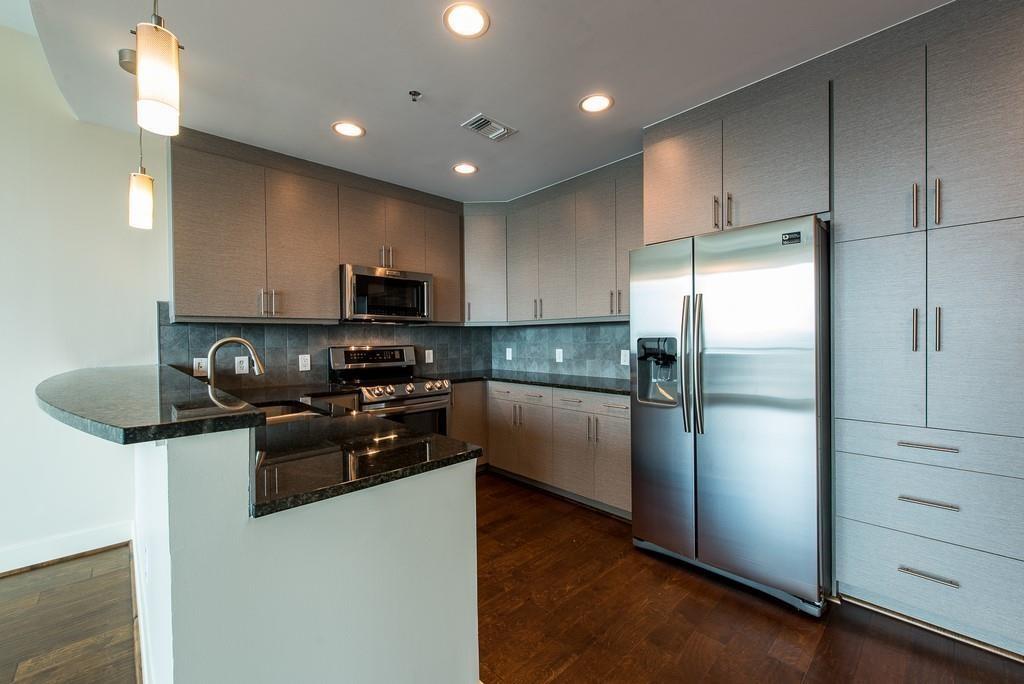 1080 Peachtree Street NE Unit 2716