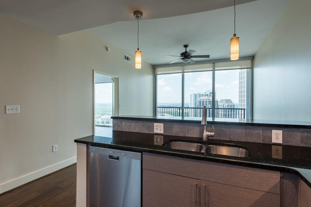 1080 Peachtree Street NE Unit 2716