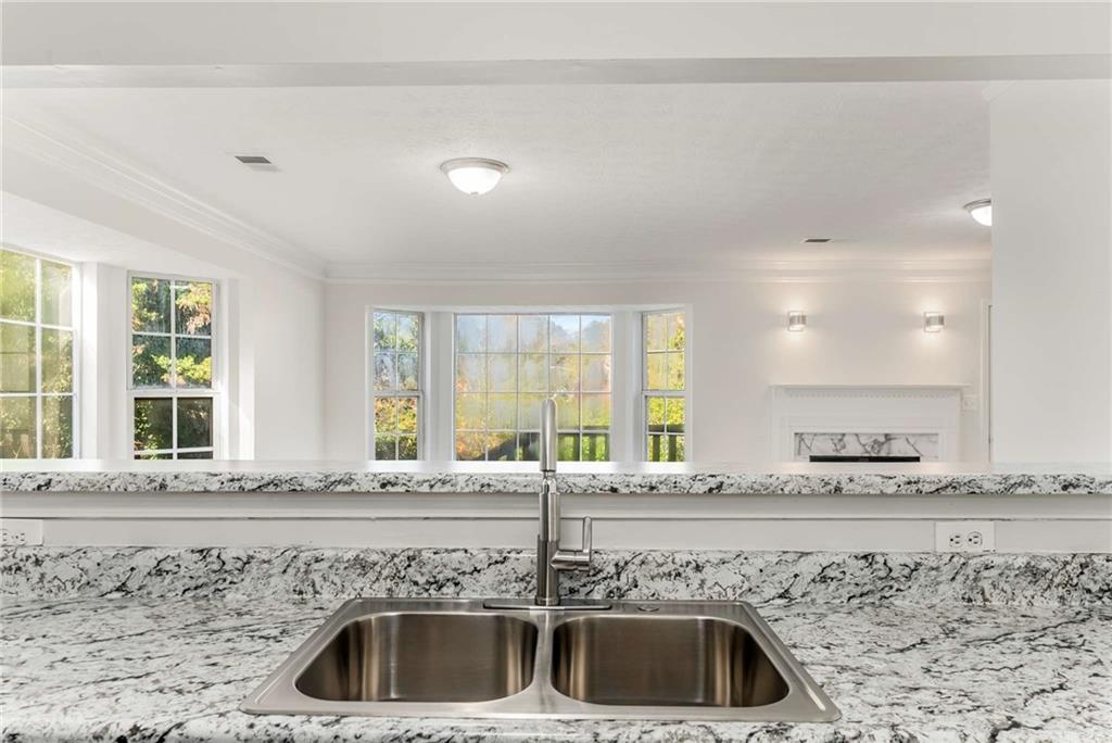 5845 Hampton Court