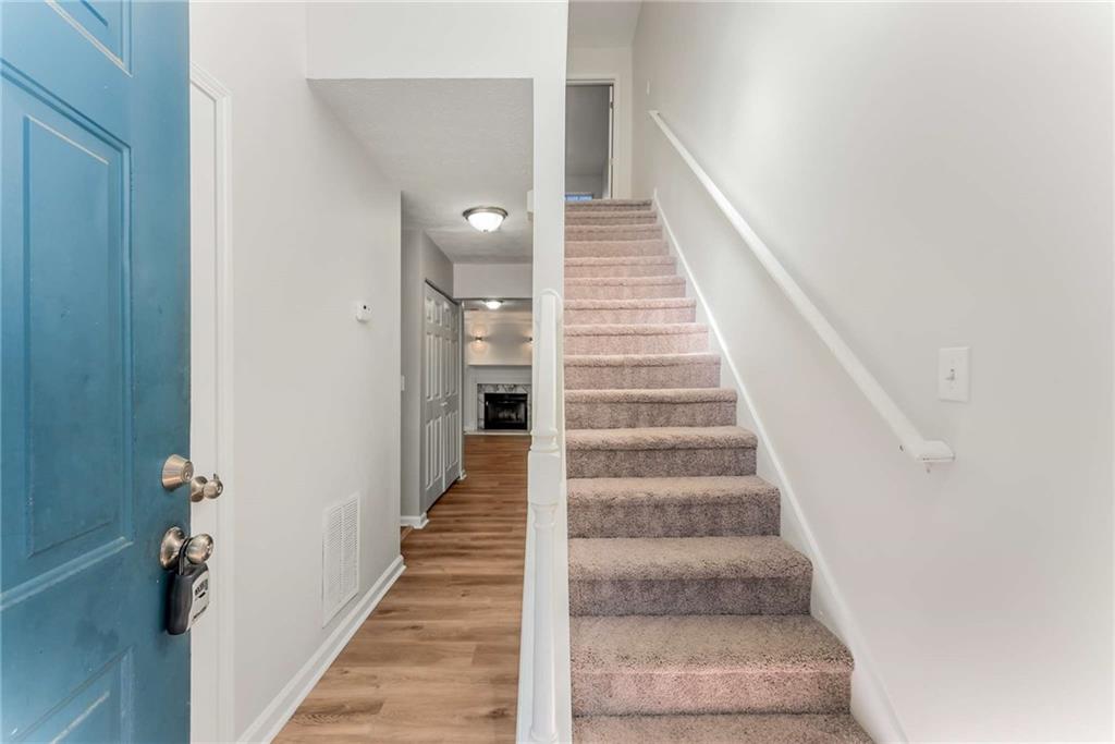 5845 Hampton Court