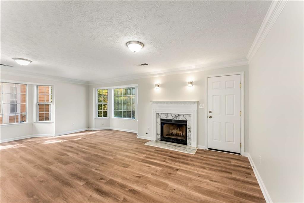 5845 Hampton Court