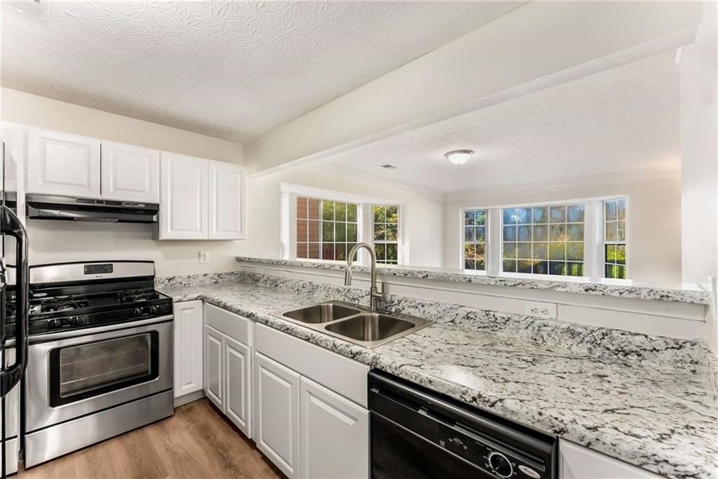 5845 Hampton Court
