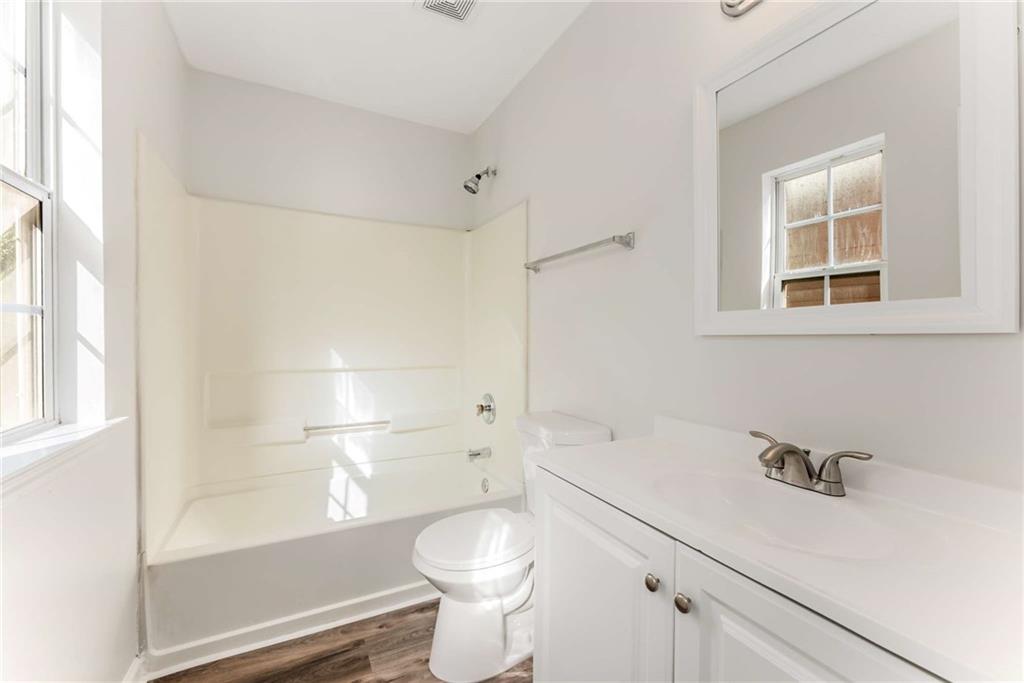 5845 Hampton Court