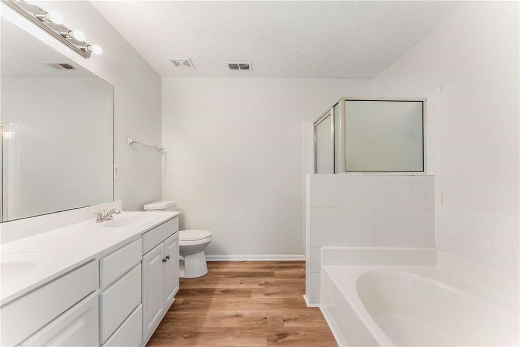 5845 Hampton Court