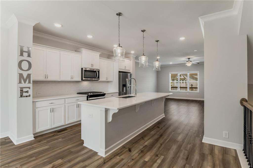 1708 Evenstad Way