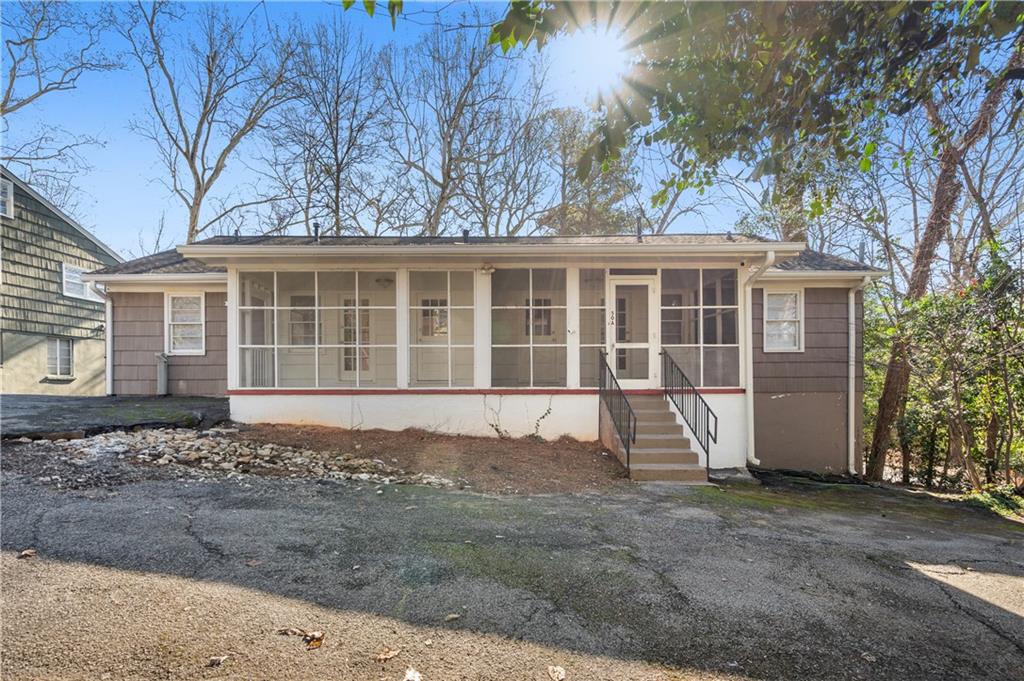 50 Mobile Avenue NE Unit B