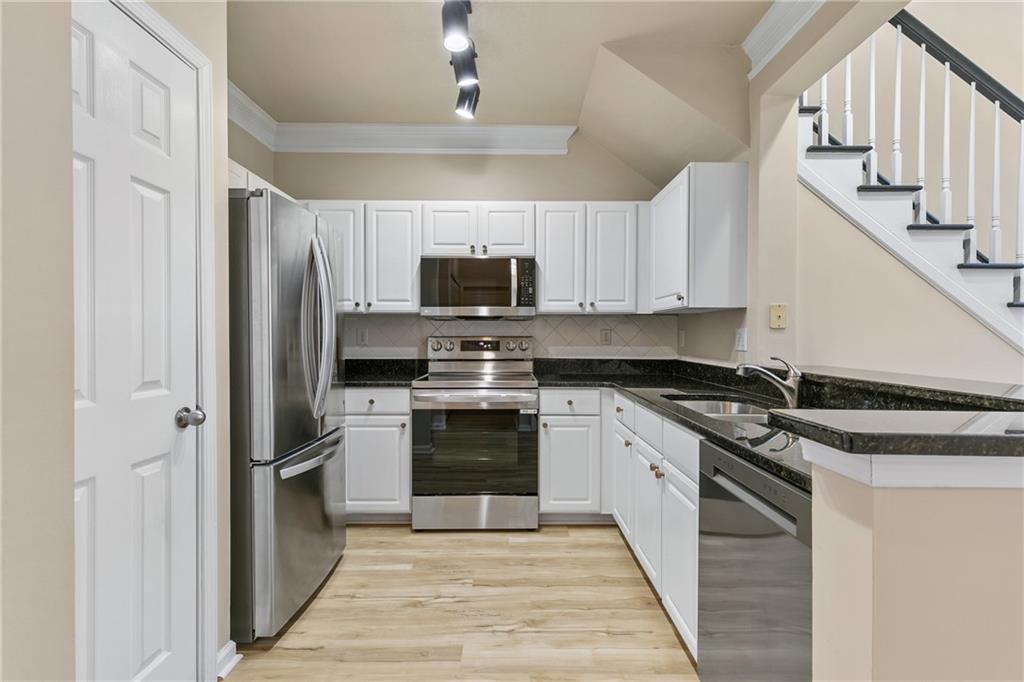 1850 Cotillion Drive Unit 2402