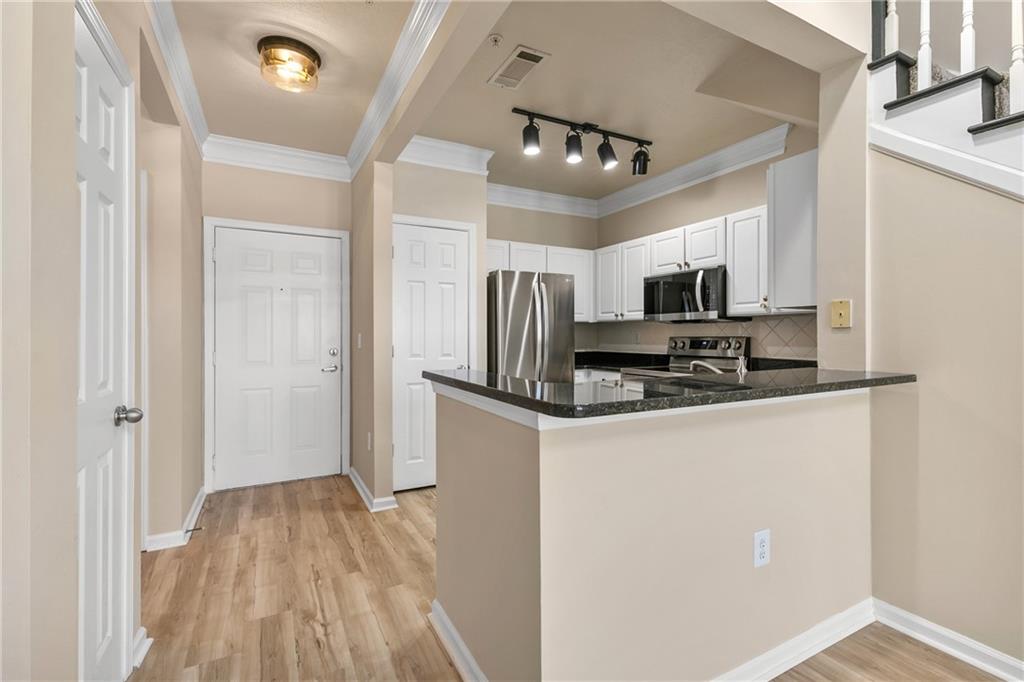 1850 Cotillion Drive Unit 2402