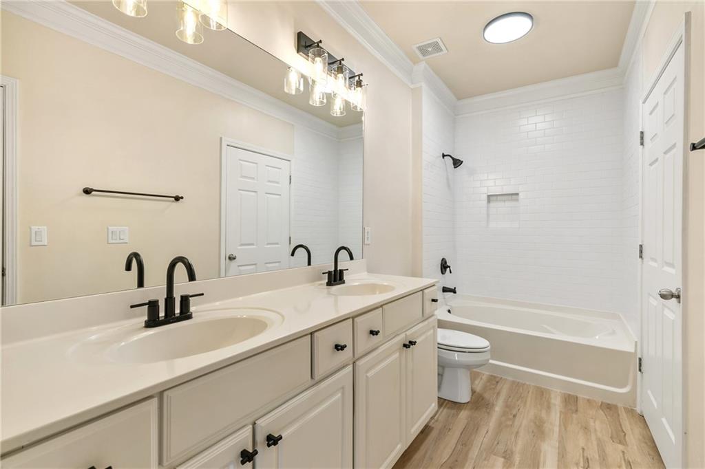 1850 Cotillion Drive Unit 2402
