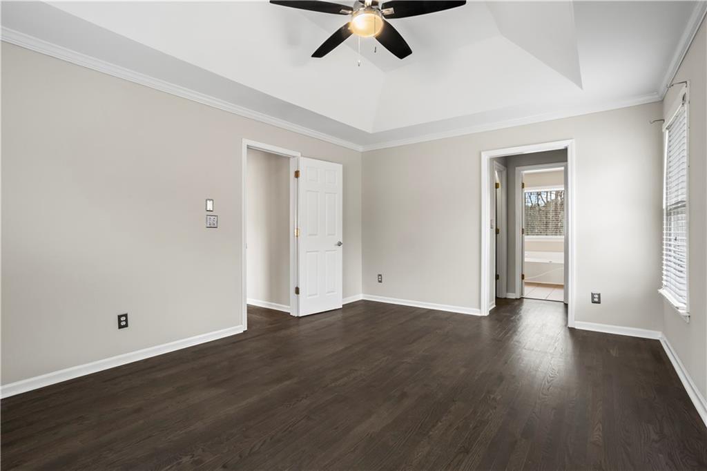 613 Montview Court SW