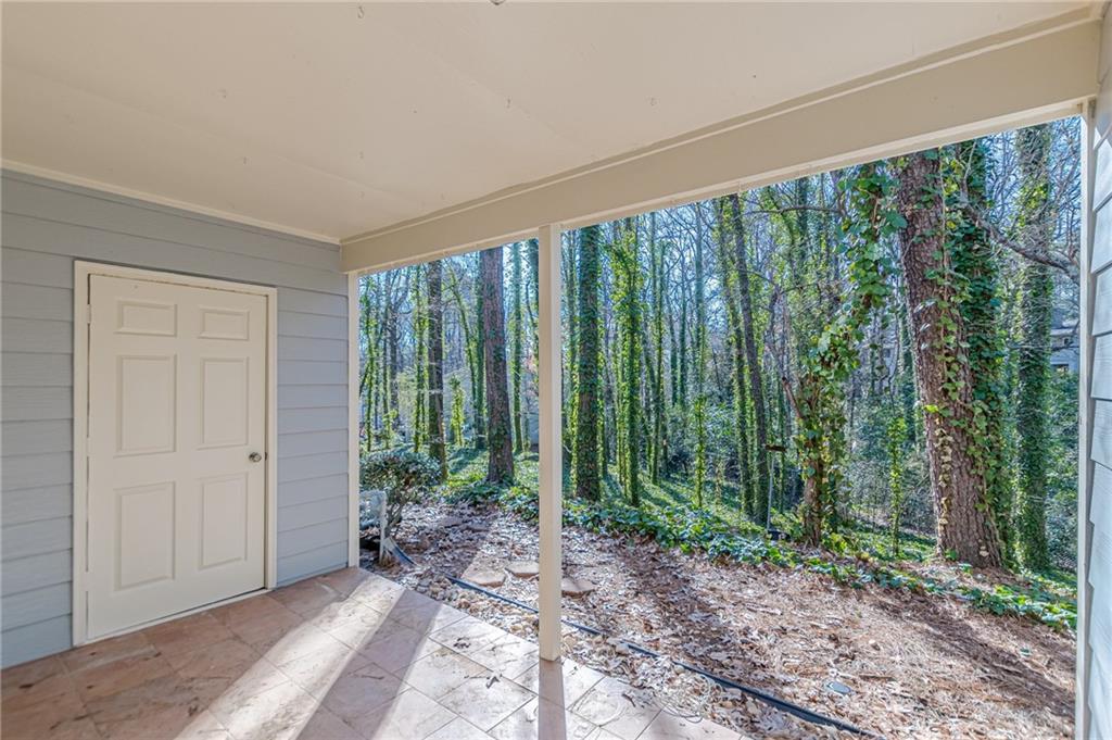 41 Doranne Court SE