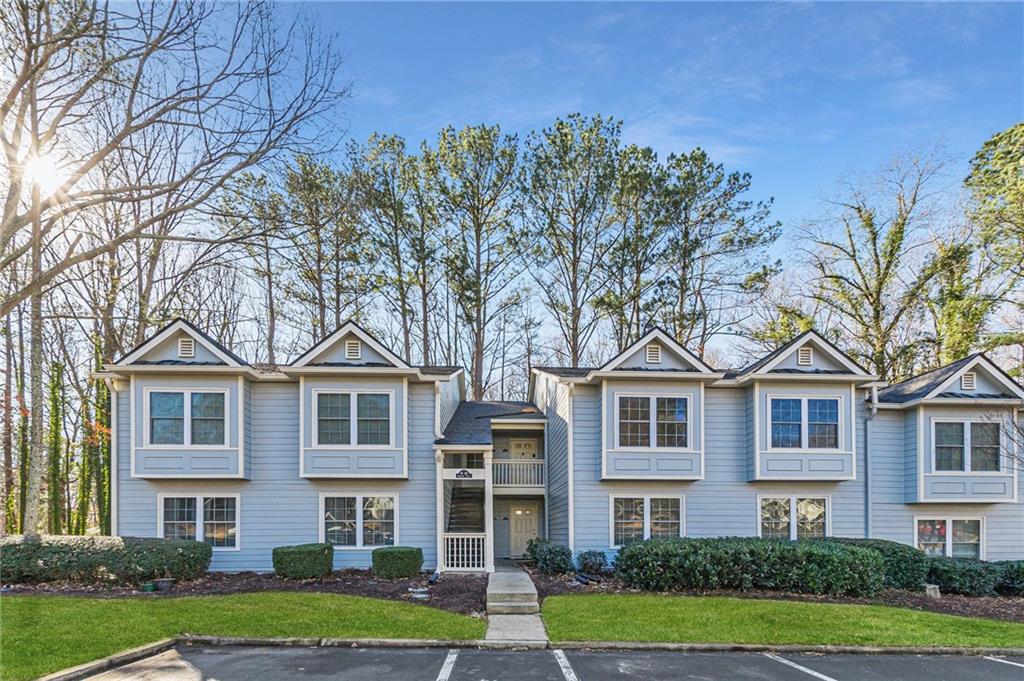 41 Doranne Court SE