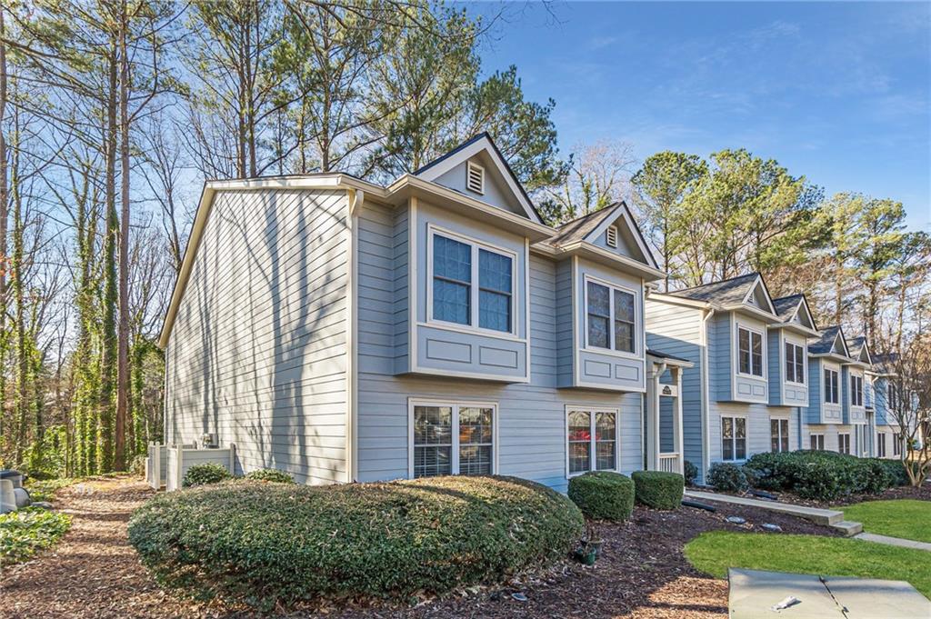 41 Doranne Court SE