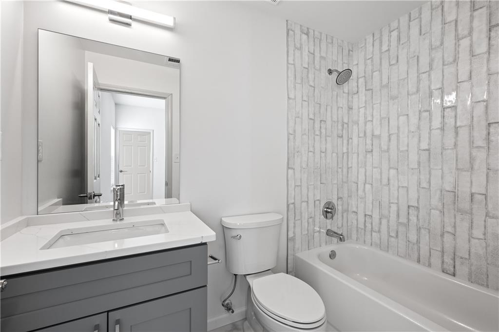 567 Winton Terrace APT A