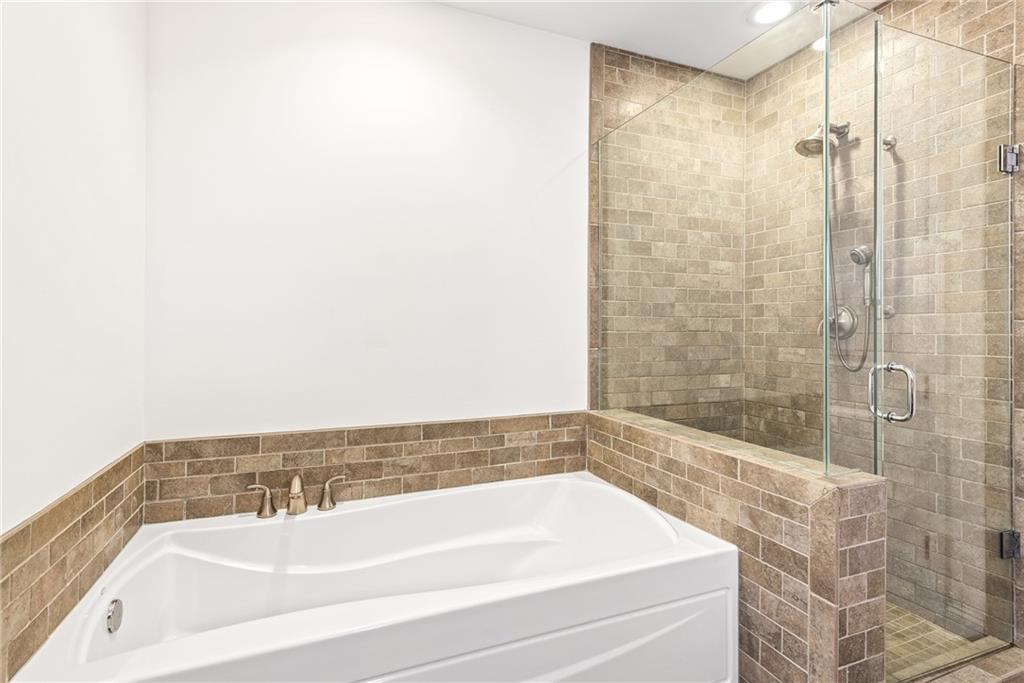 270 17th Street NW Unit 1006