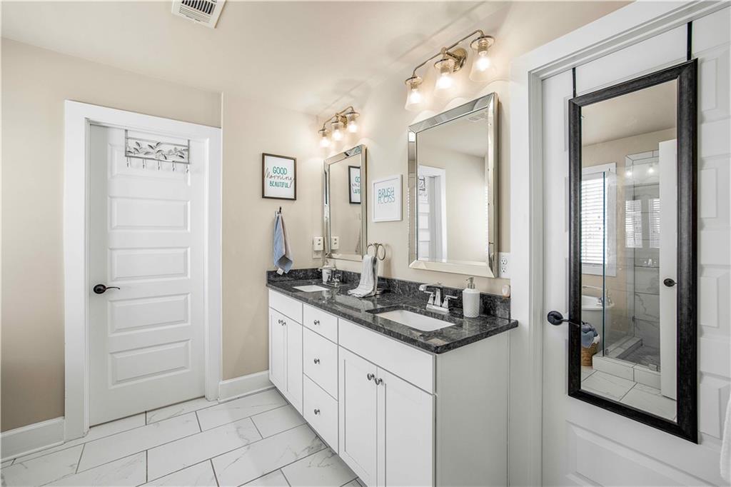 2119 Oak Knob Drive