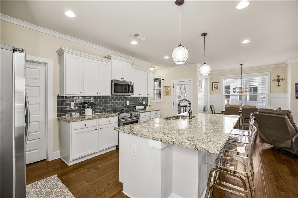 2119 Oak Knob Drive