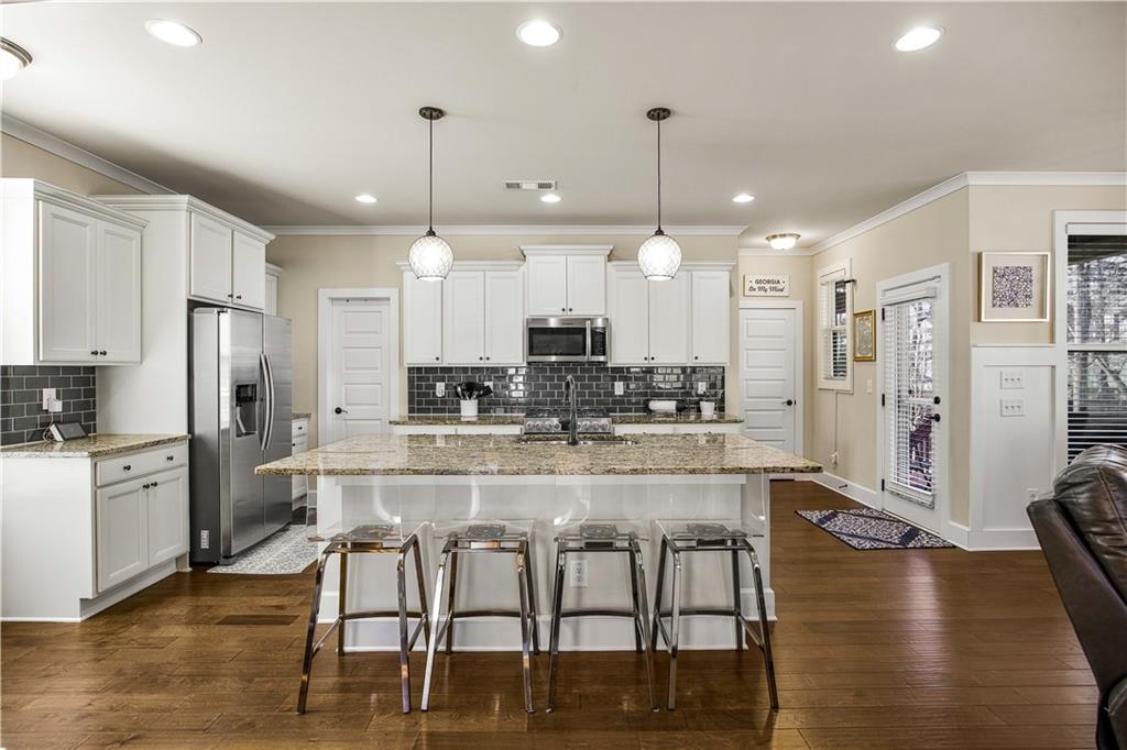 2119 Oak Knob Drive