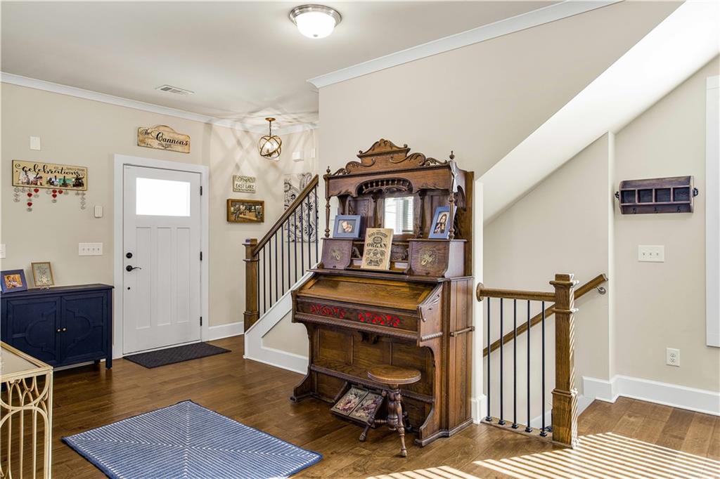 2119 Oak Knob Drive