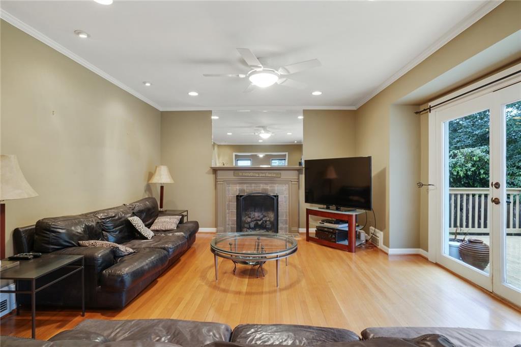 2612 Arlene Way NE