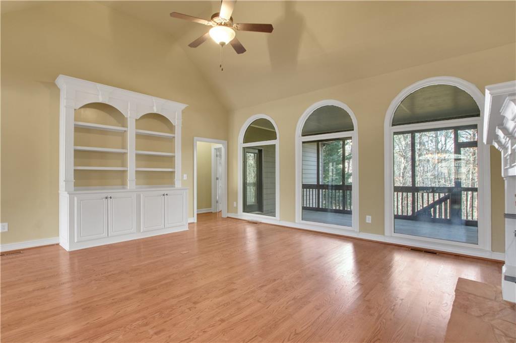 772 Crescent Circle