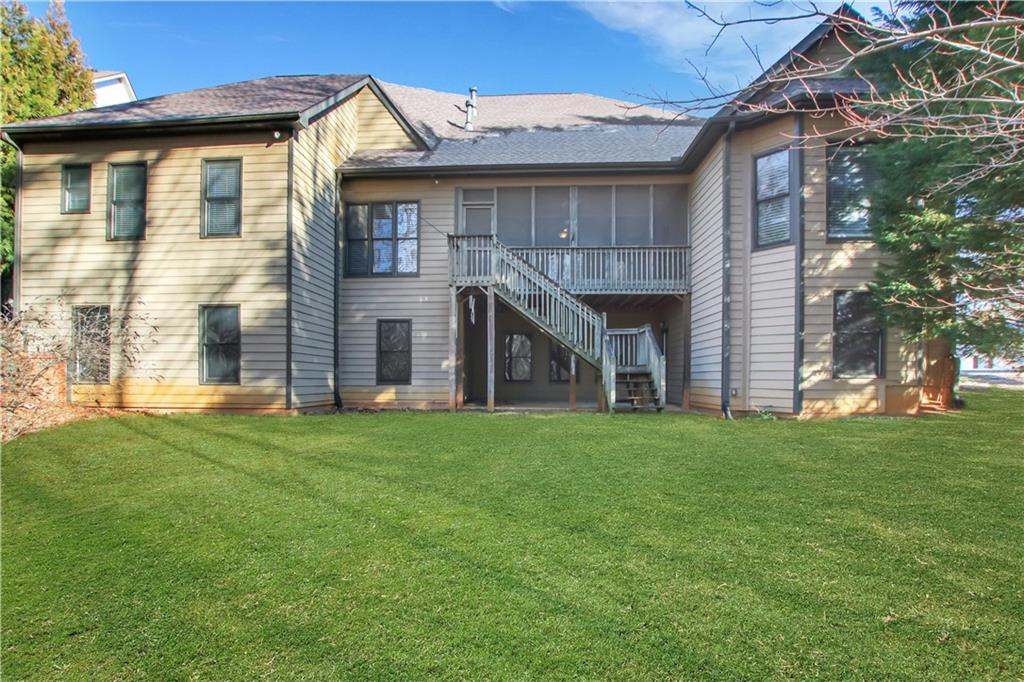 772 Crescent Circle