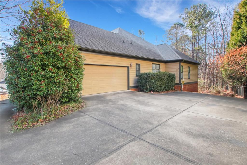 772 Crescent Circle
