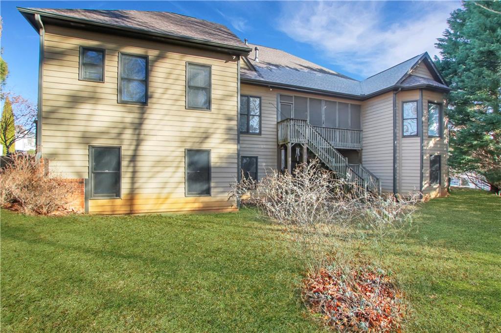 772 Crescent Circle