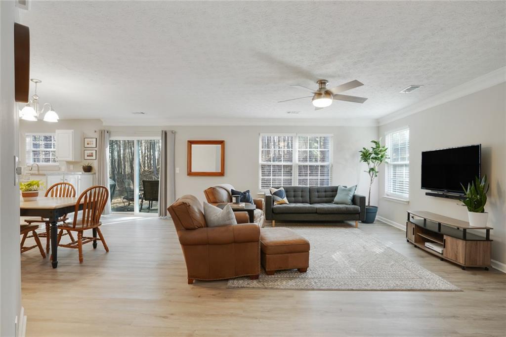 455 Registry Bluff