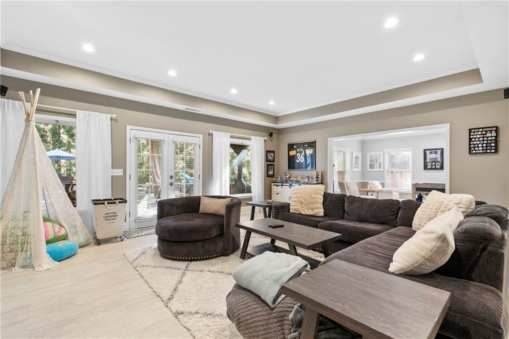 530 Oakleaf Way