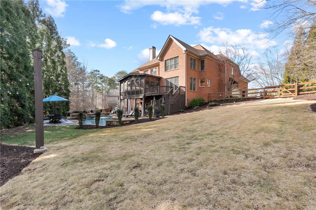 530 Oakleaf Way