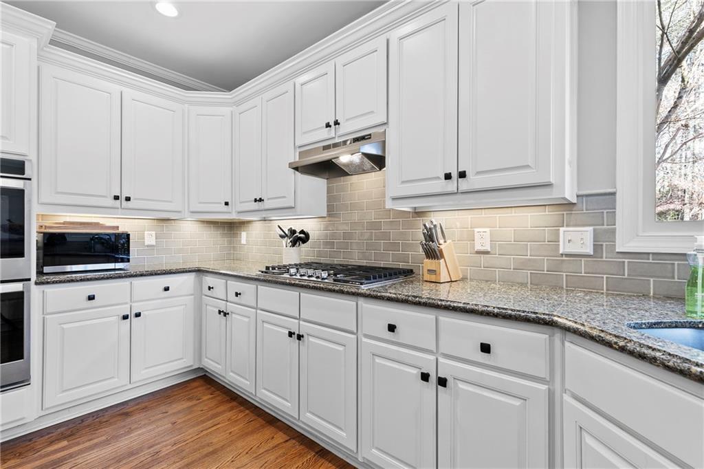 530 Oakleaf Way