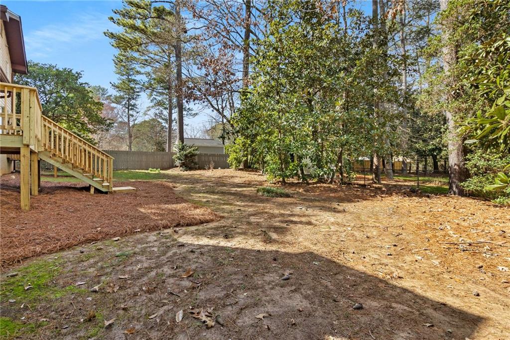 2542 MACLAREN Circle