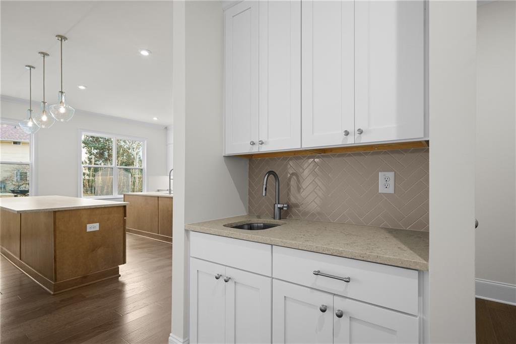 2517 Canopy Court