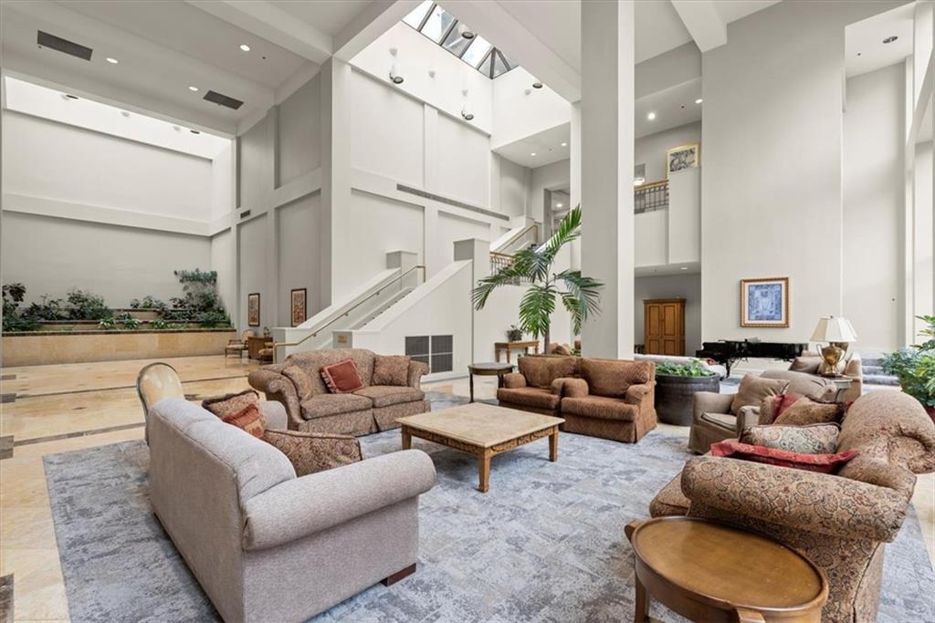 1280 W Peachtree Street NW Unit 3303
