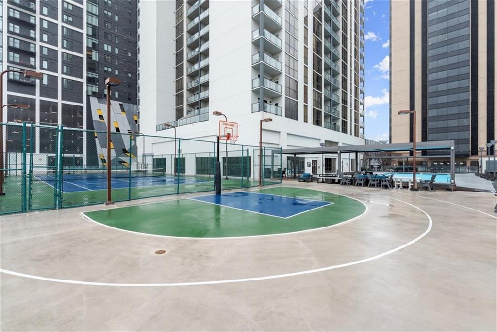 1280 W Peachtree Street NW Unit 3303