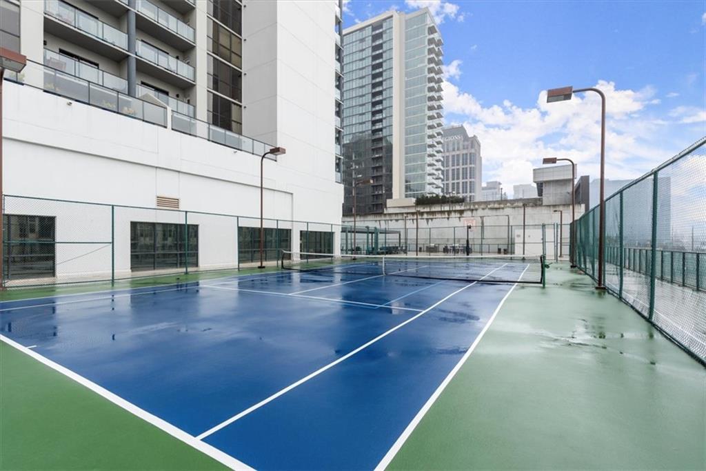 1280 W Peachtree Street NW Unit 3303