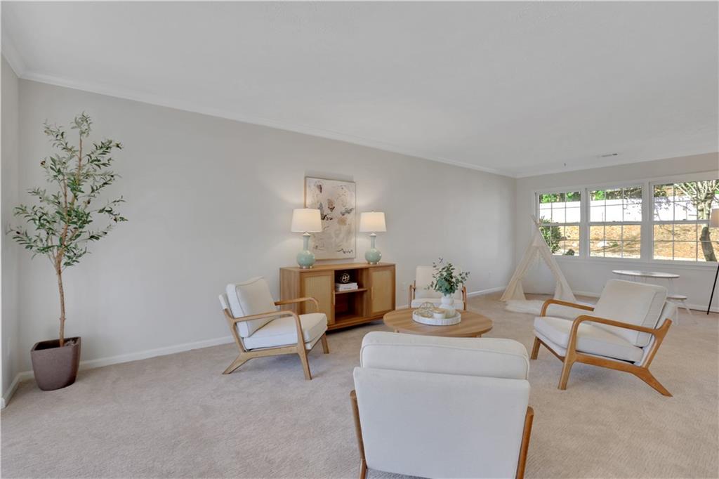 1285 Oakhaven Drive