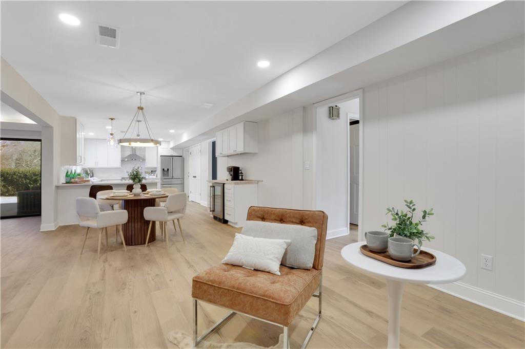 1285 Oakhaven Drive