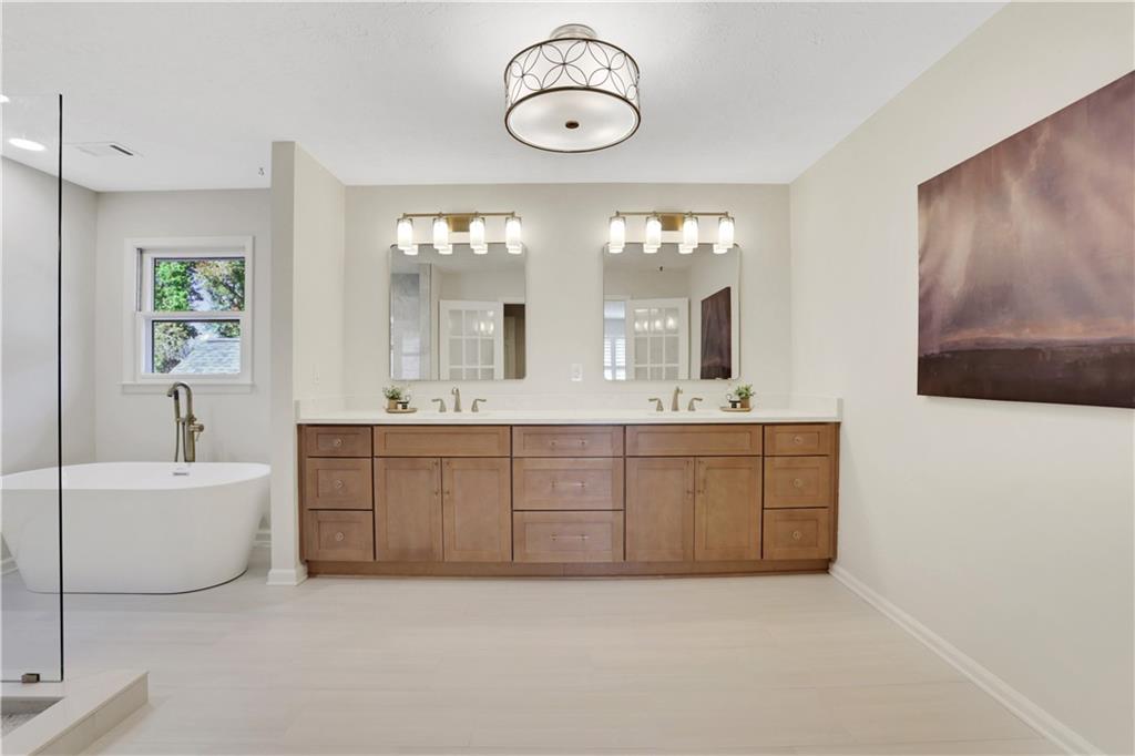 1285 Oakhaven Drive