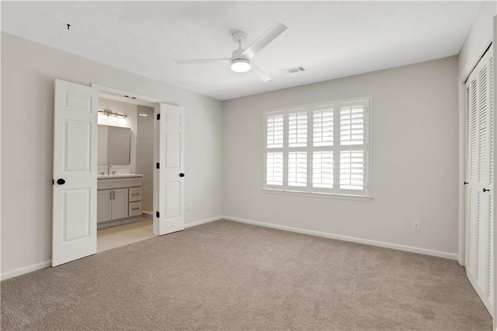 1285 Oakhaven Drive